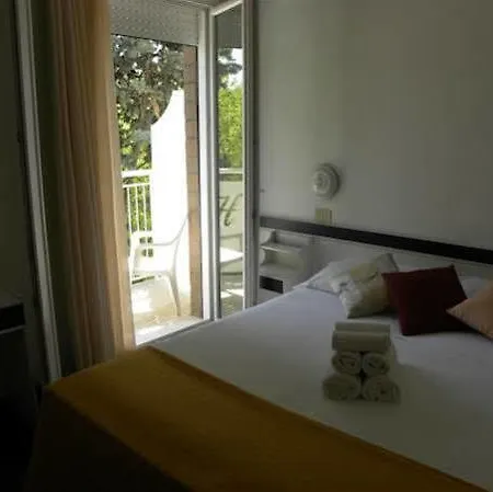 Hotel Nevia 2*