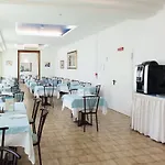 Nevia Hotel