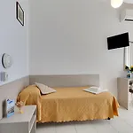 Nevia Hotel