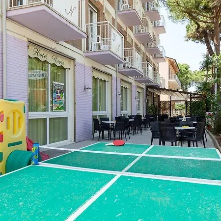 Hotel Nevia 2*